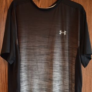 Men’s Under Armor t-shirt
